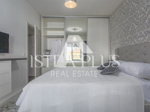 In offerta esclusiva! Lussuoso appartamento con ascensore a 200 m dal mare Parenzo, Istria!