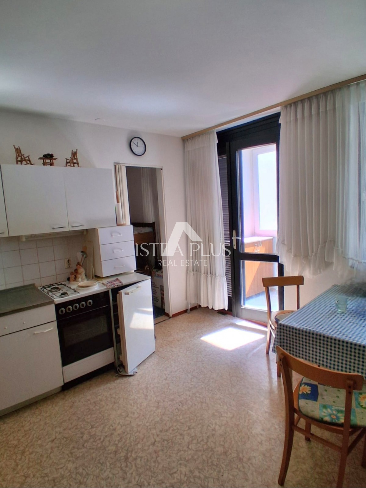 Opportunita!Apartamento 1. piano 150m dam mare