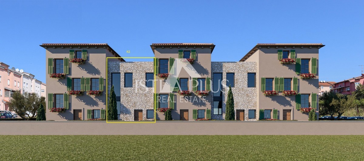 Moderna casa familiare con cortile - Parenzo