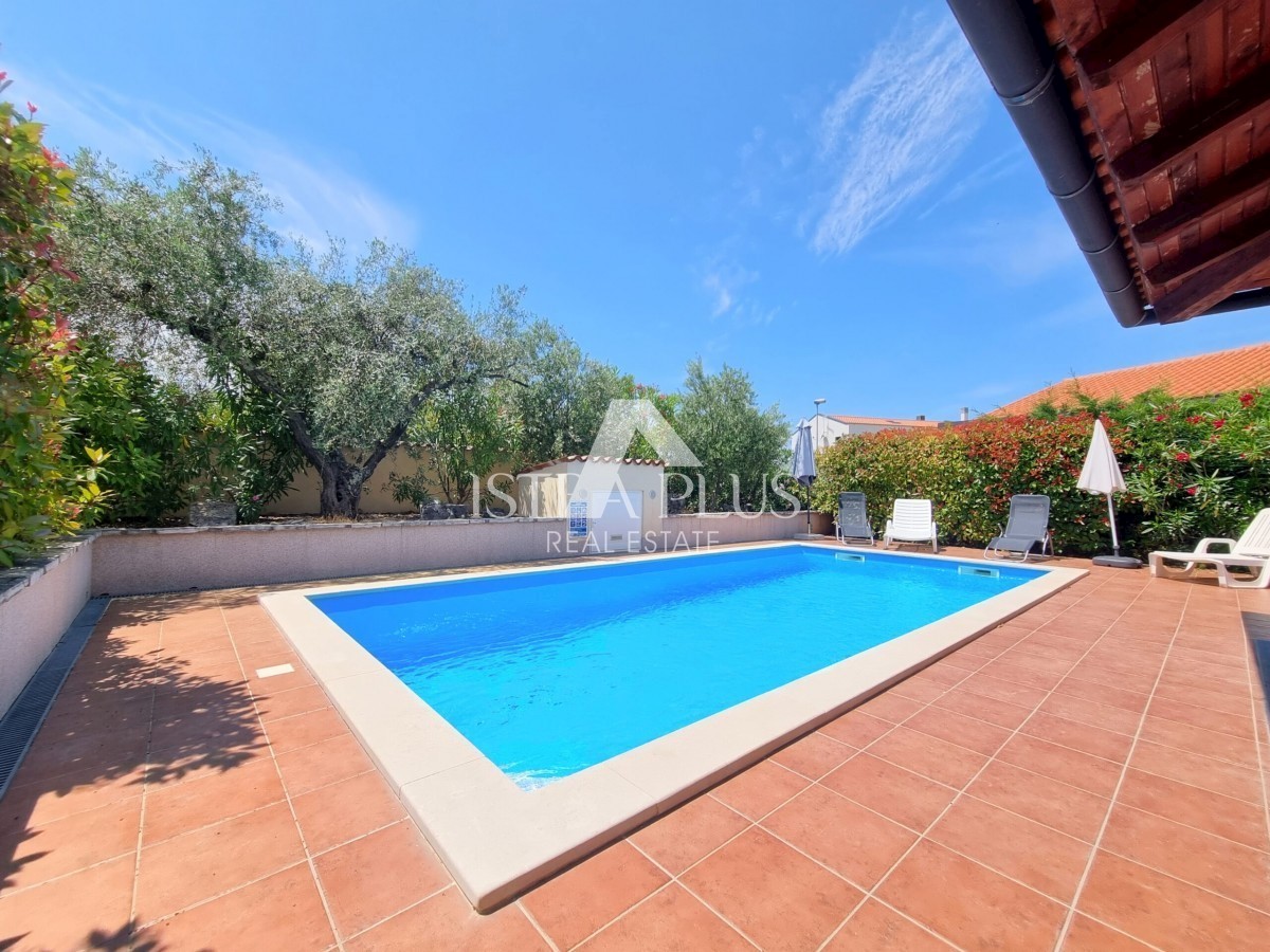Casa con piscina a Visignano