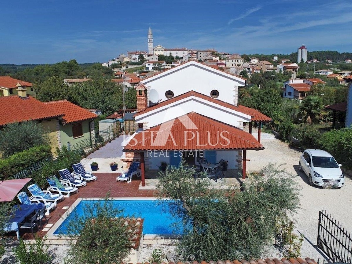 Casa con piscina a Visignano