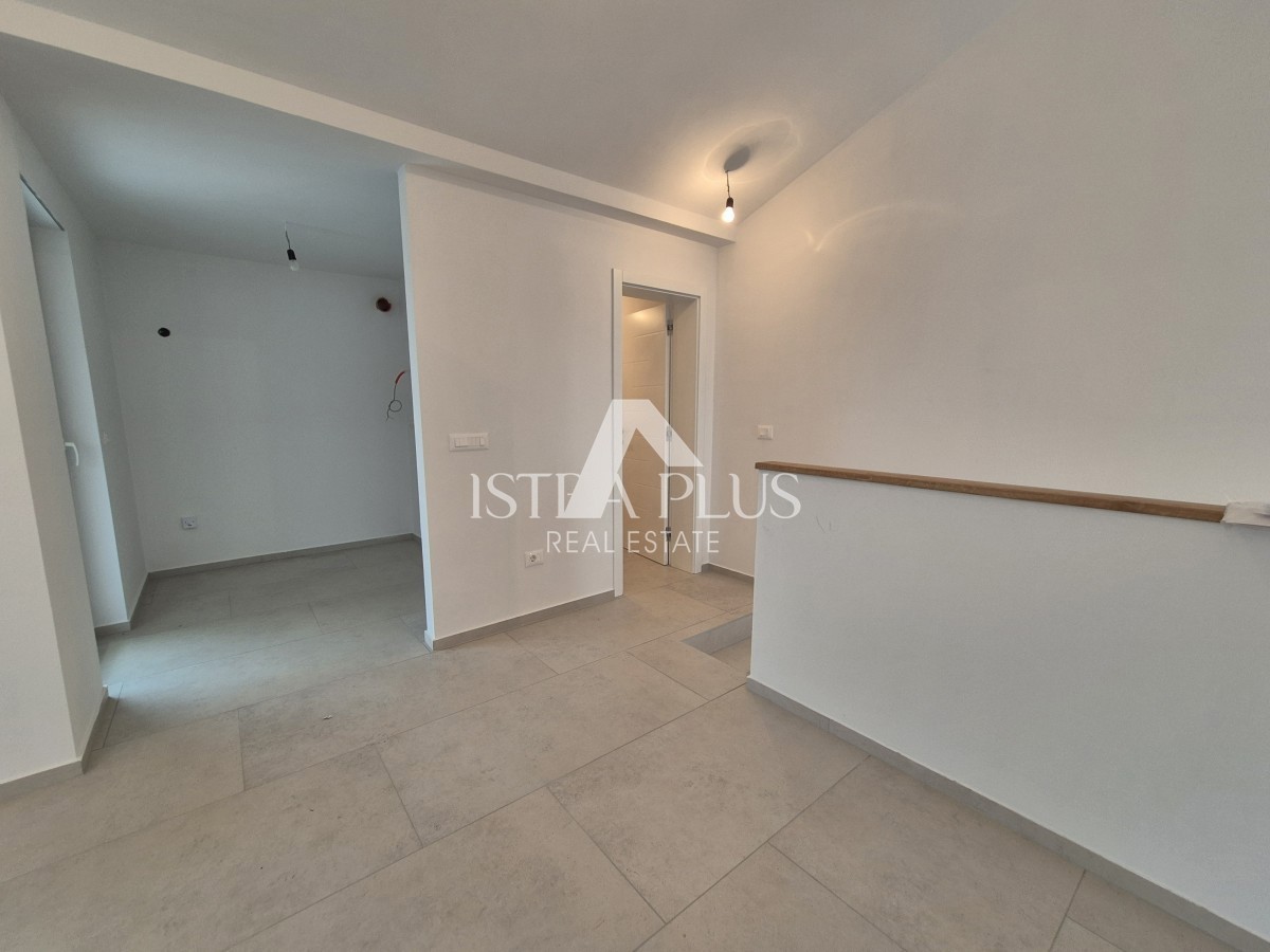 Offerta esclusiva - nuova costruzione a Tar, Appartamento al 1° piano!