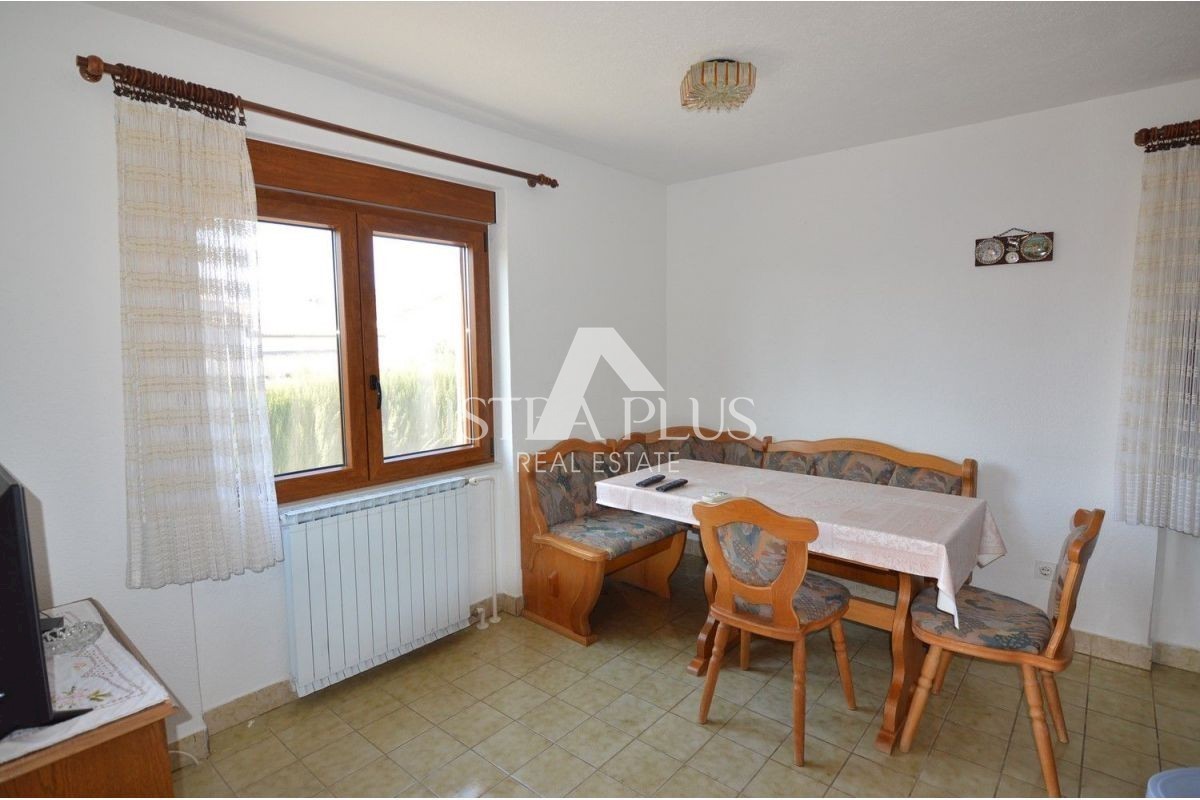 Tenuta con 2 case in vendita - Parenzo