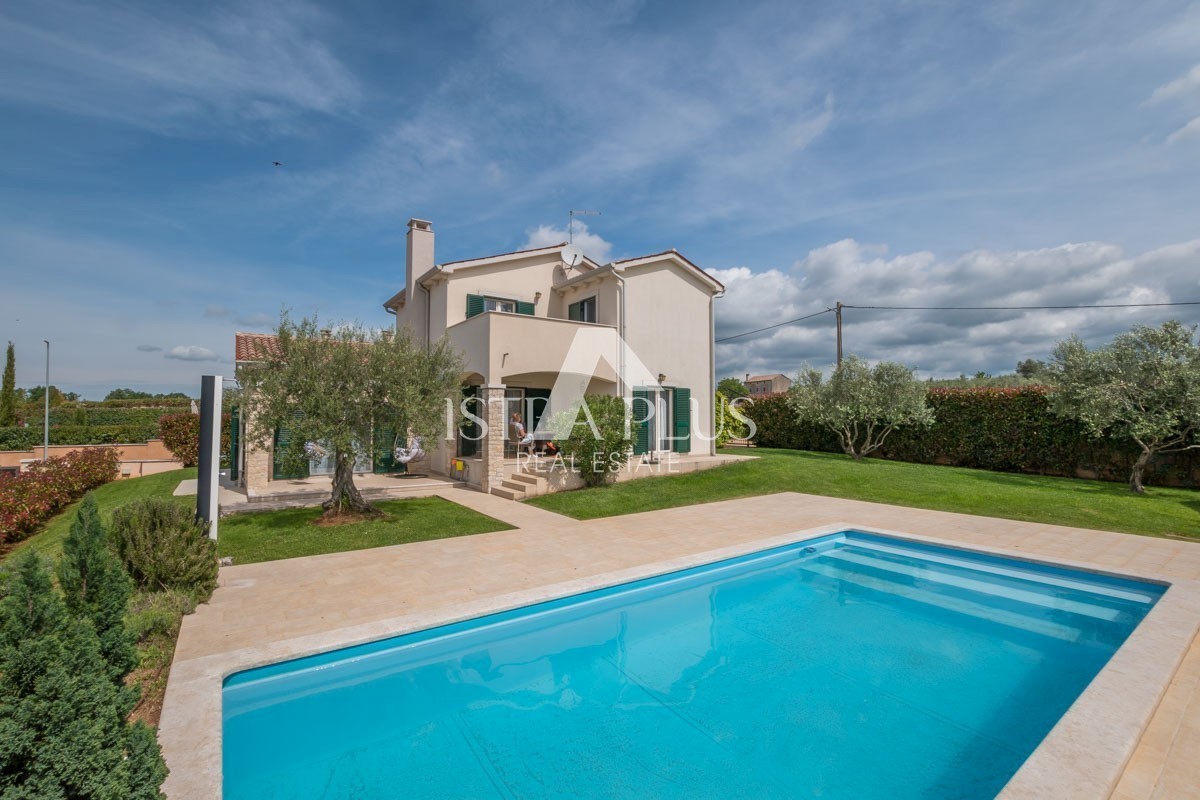 Zona di Parenzo, casa mediterranea con piscina!