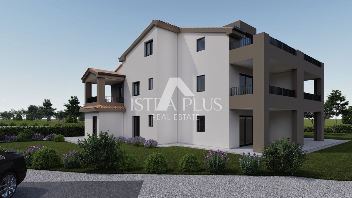 Zona Parenzo 8 km, appartamento in nuova costruzione - piano terra con cortile di 280m2