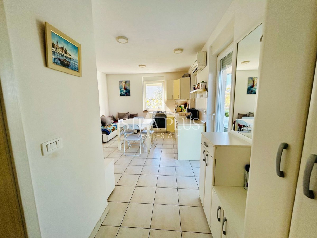 Istria, Cittanova - Appartamento vicino al centro 600m, piano terra con 2 camere da letto