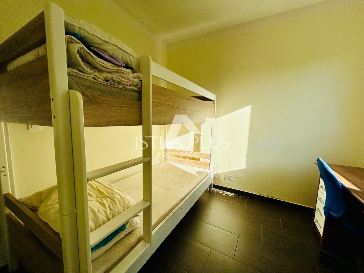 Istria, Cittanova - Appartamento vicino al centro 600m, piano terra con 2 camere da letto
