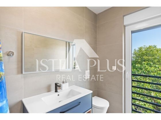 Esclusiva, Vabriga - villa moderna con una splendida vista sul mare!
