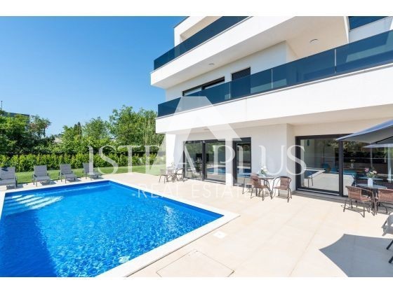 Esclusiva, Vabriga - villa moderna con una splendida vista sul mare!