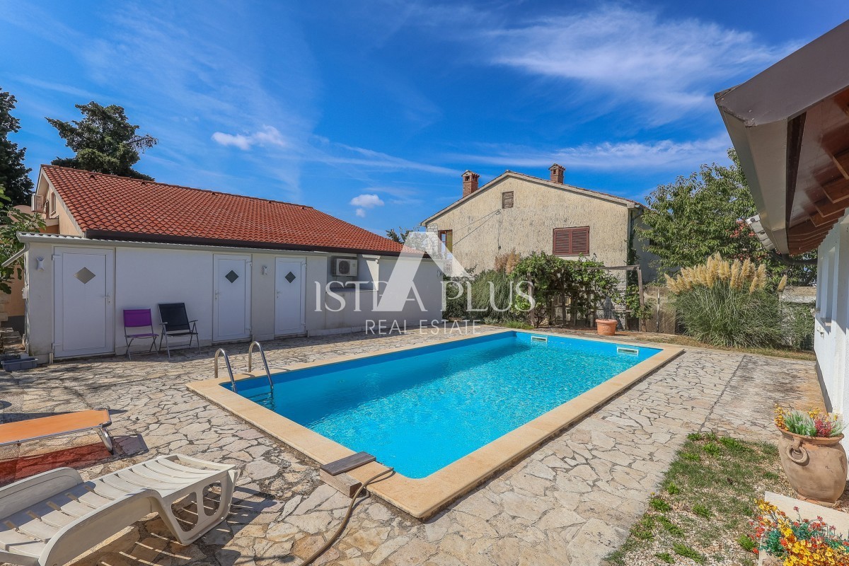 Istria, zona Parenzo - Casa indipendente con vista mare!!