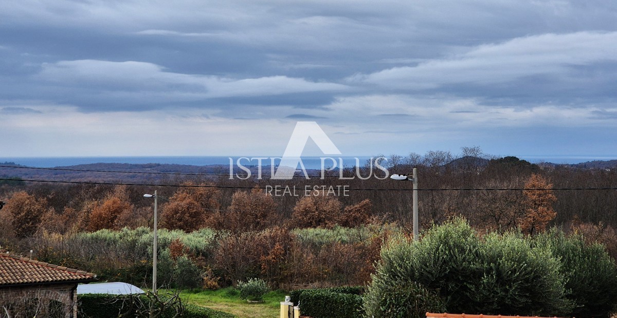 Istria, Parenzo - Appartamento familiare al 1° piano con vista panoramica sul mare EDIFICIO CON ASCENSORE!