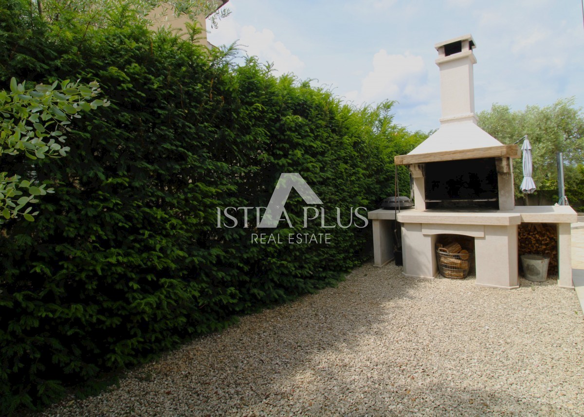 Istria, Parenzo Bella casa indipendente in pietra con piscina a 7 km da Parenzo