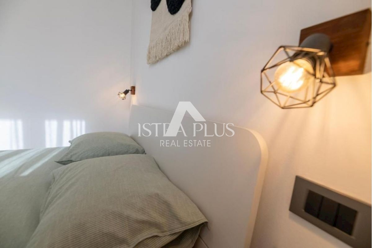 Appartamento al 2° piano - zona Parenzo