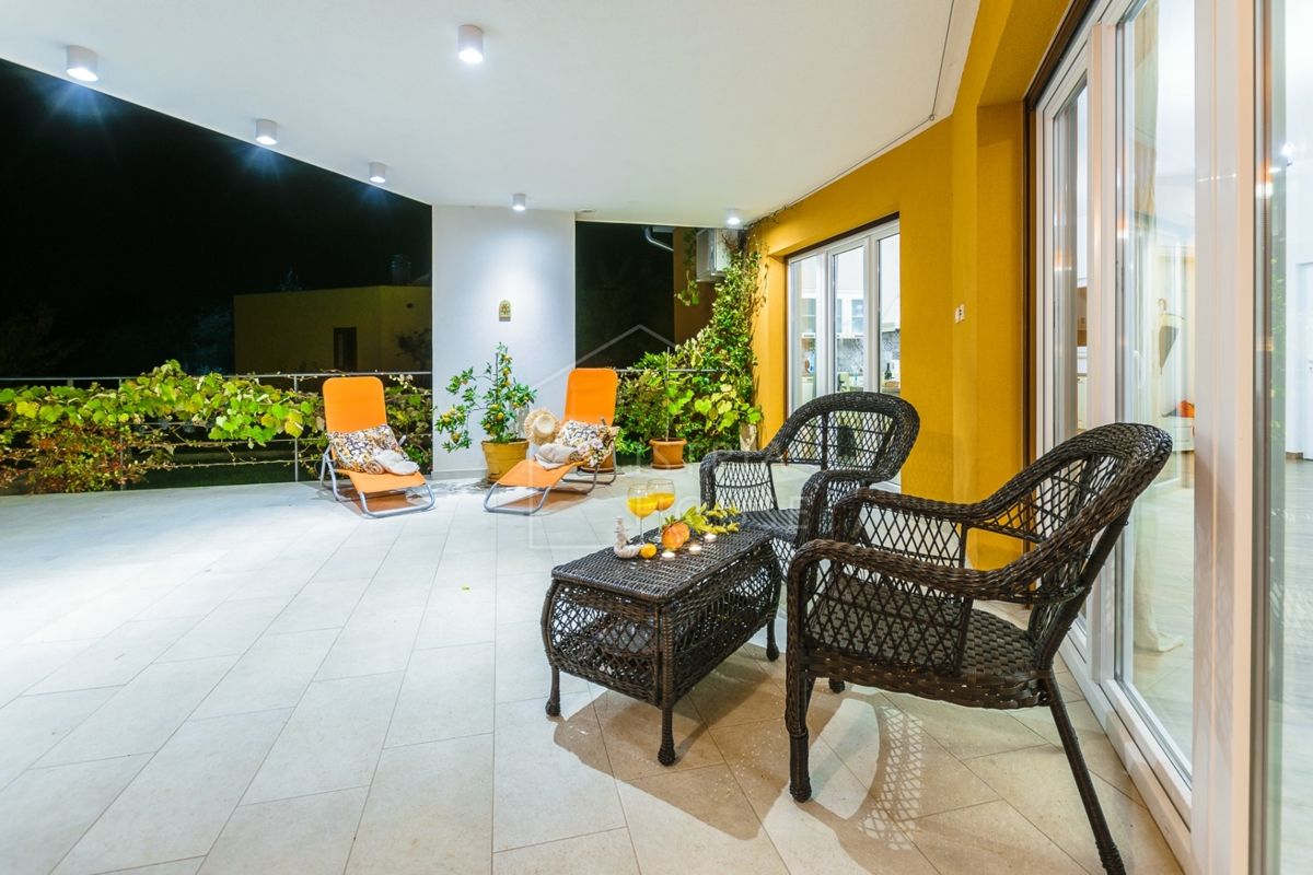 Svetvinčenat, dintorni, Villa con vista