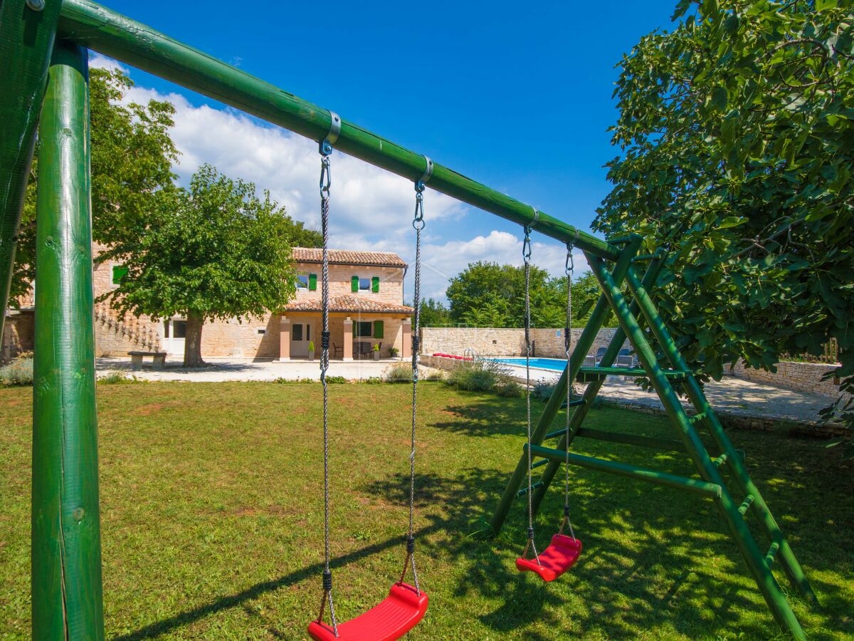 Rovigno, dintorni, casa istriana ristrutturata con piscina