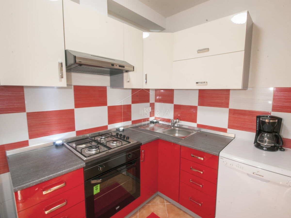 Rovigno, dintorni, casa istriana ristrutturata con piscina