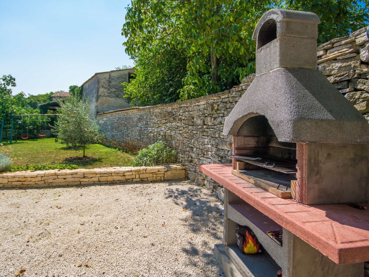 Rovigno, dintorni, casa istriana ristrutturata con piscina