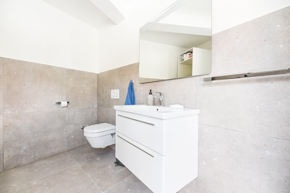 Svetvinčenat, dintorni, casa antica modernamente ristrutturata con piscina