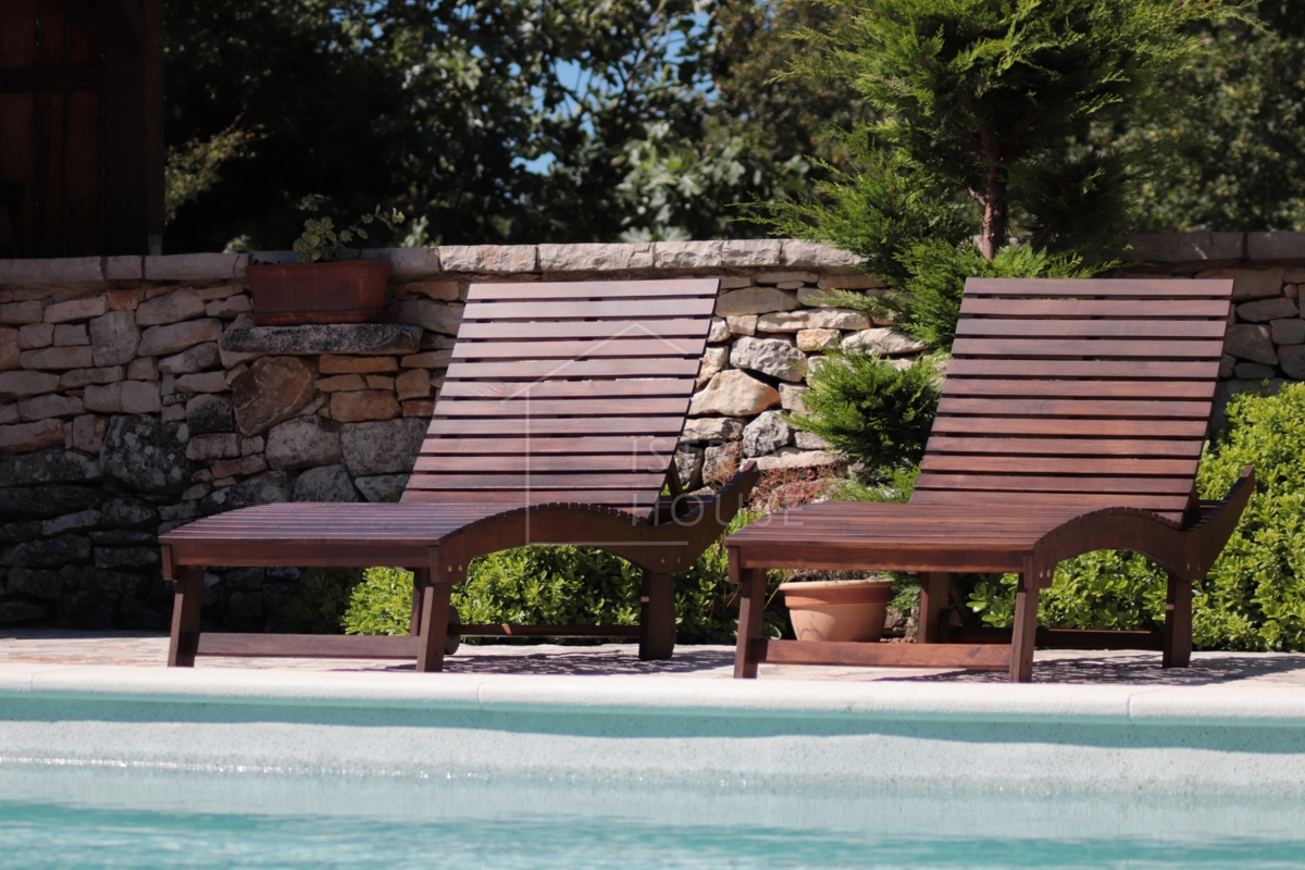 Pola, dintorni, villa istriana con piscina e certificato ecologico