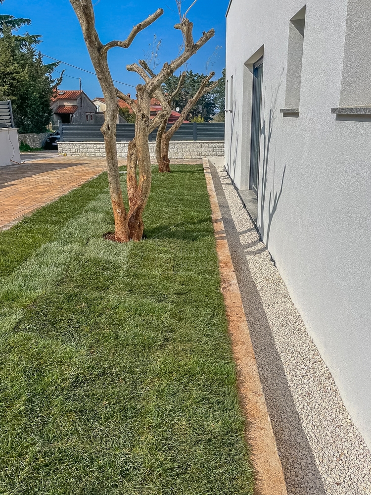 Rovigno, dintorni, villa moderna in un ambiente tranquillo