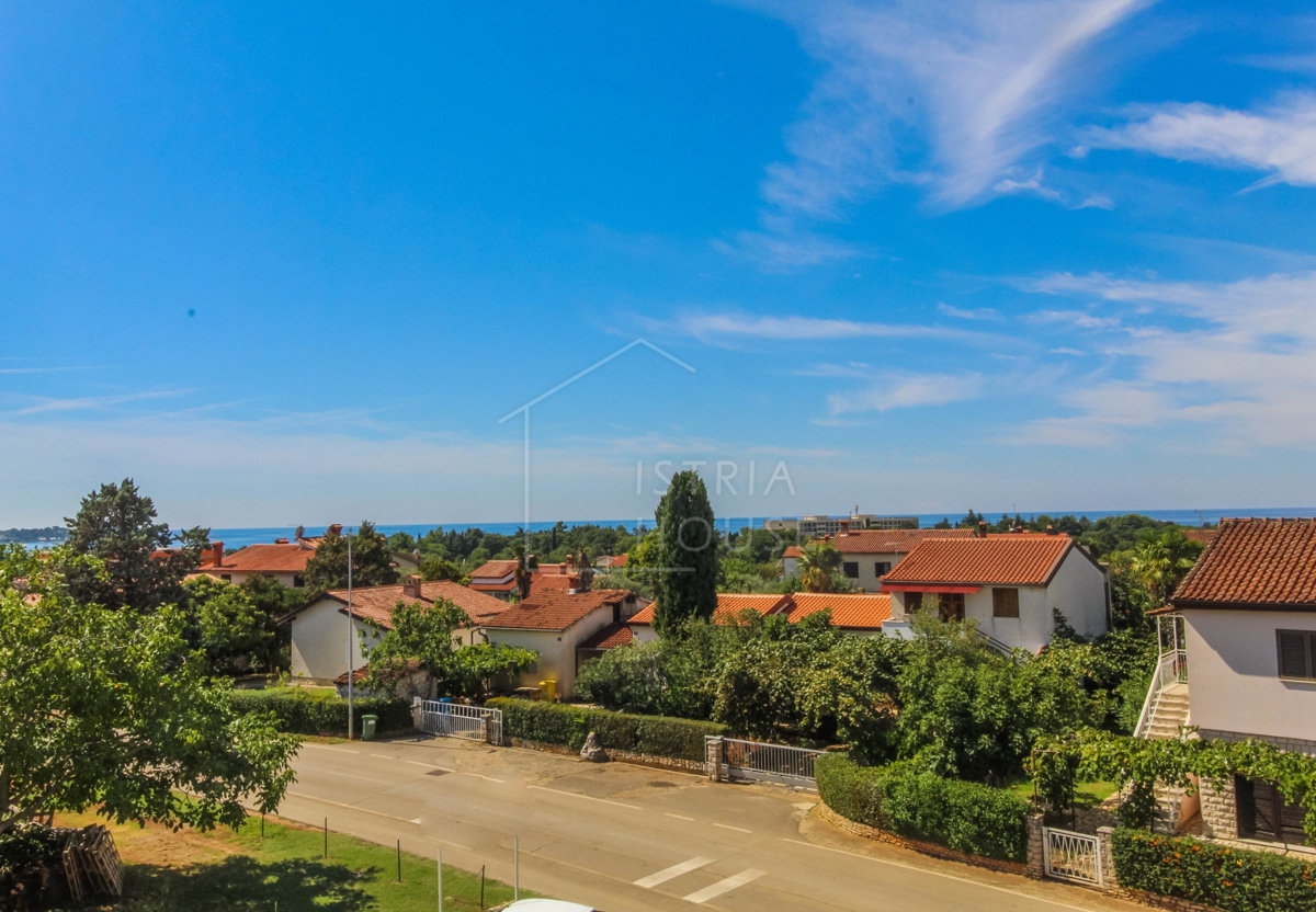 Parenzo, nuovo appartamento moderno con vista panoramica sul mare