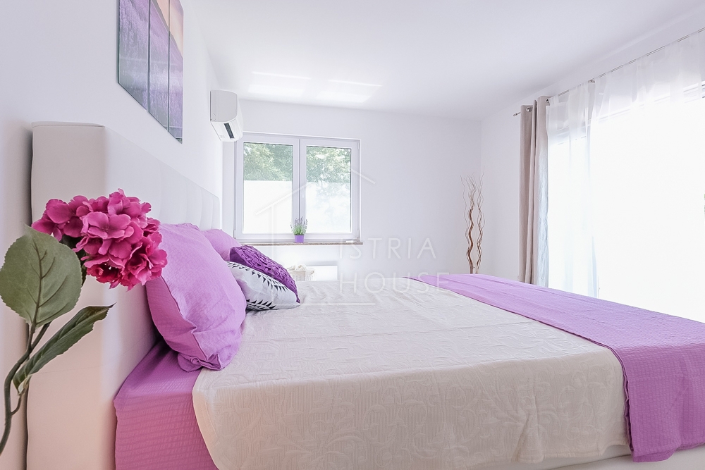 Sanvincenti, villa con 4 camere da letto e piscina