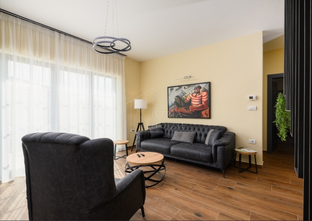 Rovigno, dintorni, casa moderna con piscina