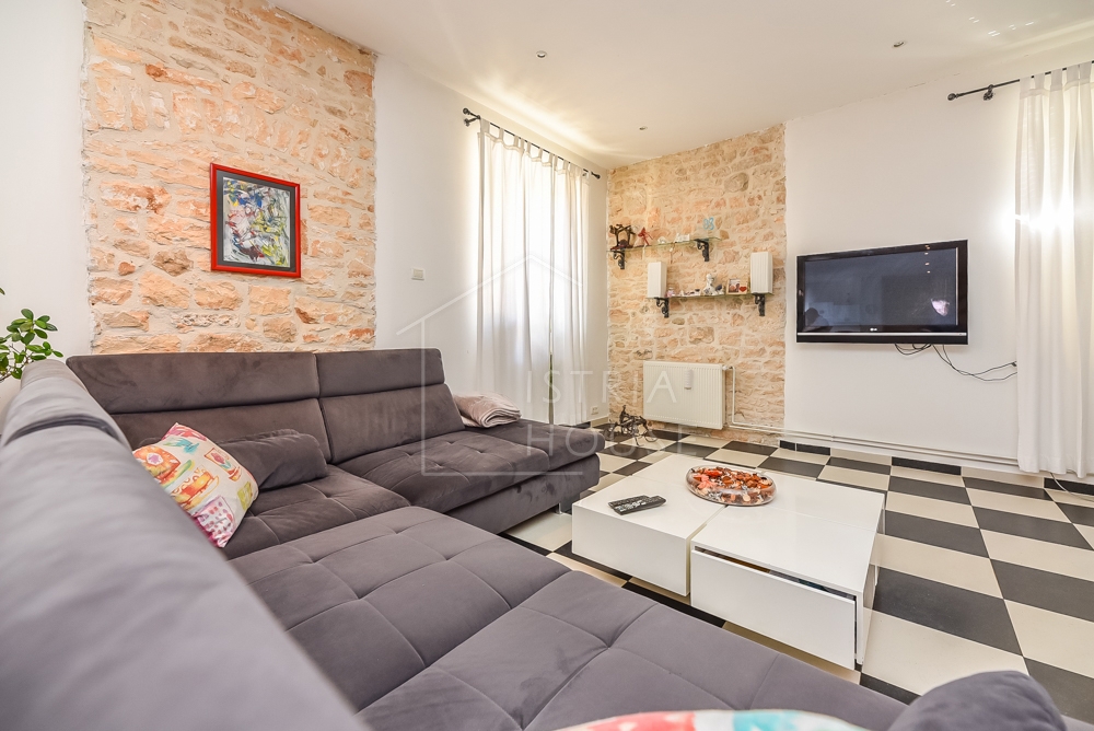 Rovigno, dintorni, appartamento con vista sulla piazza medievale