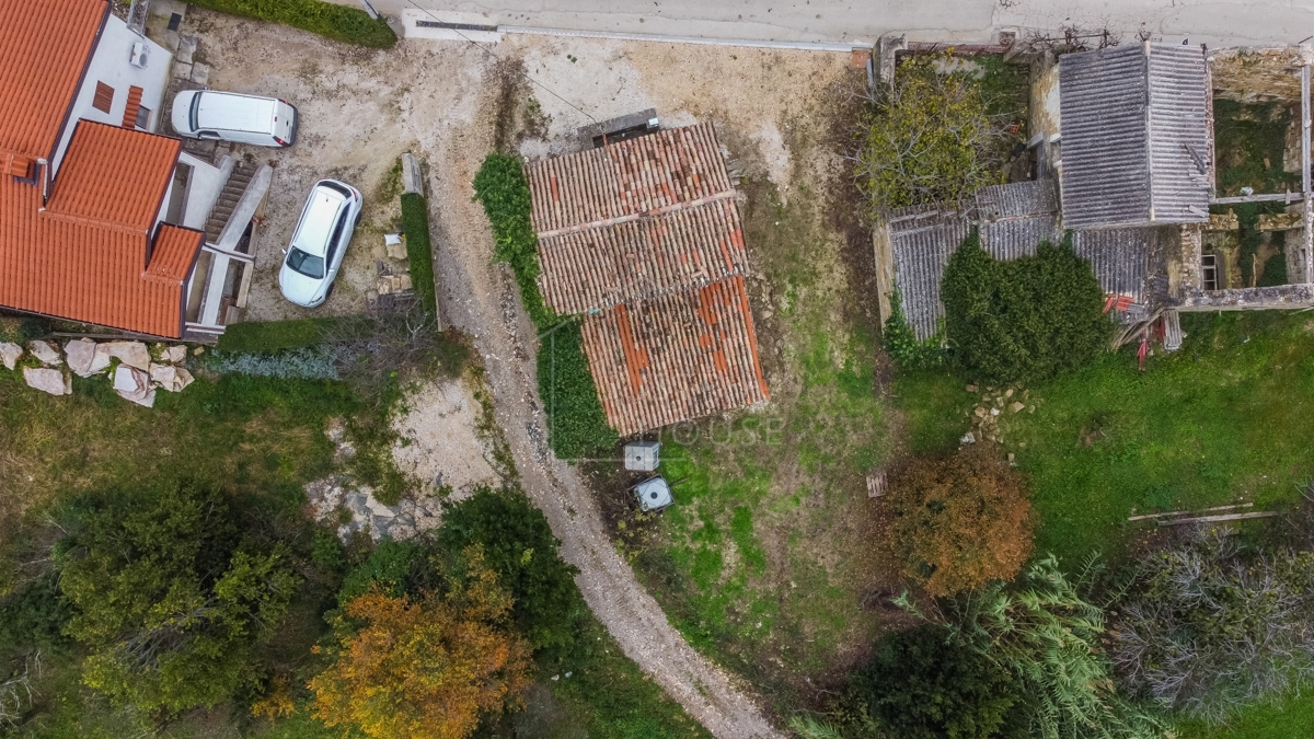 Montona, casa in pietra con vista panoramica