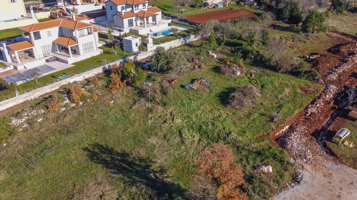 Poreč, dintorni, terreno edificabile con vista mare