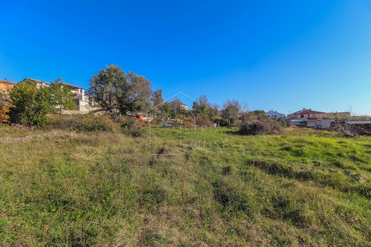 Poreč, dintorni, terreno edificabile con vista mare