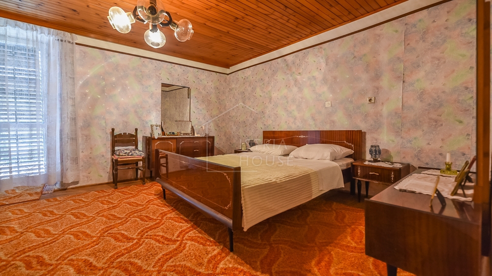 Svetvinčenat, dintorni, casa familiare con ampio giardino