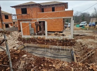 Svetvinčenat, dintorni, casa moderna in costruzione