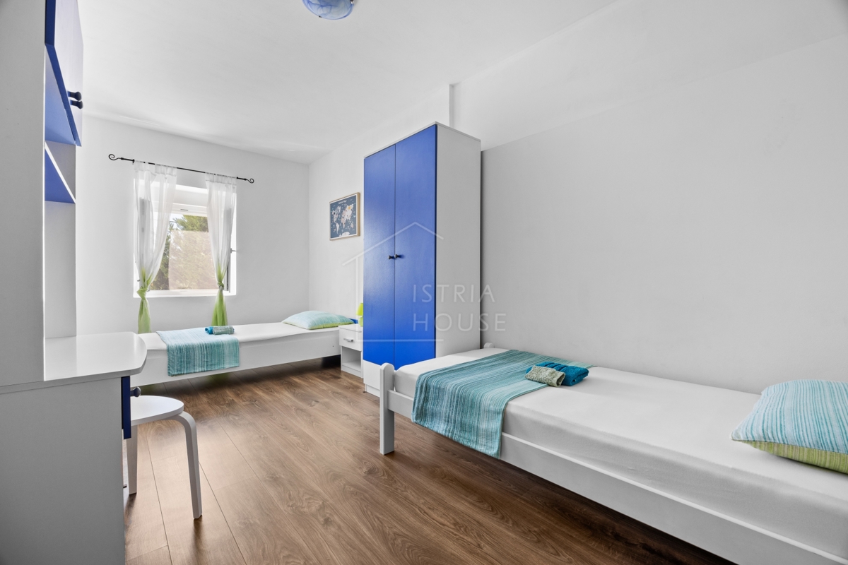 Svetvinčenat, dintorni, casa familiare con piscina