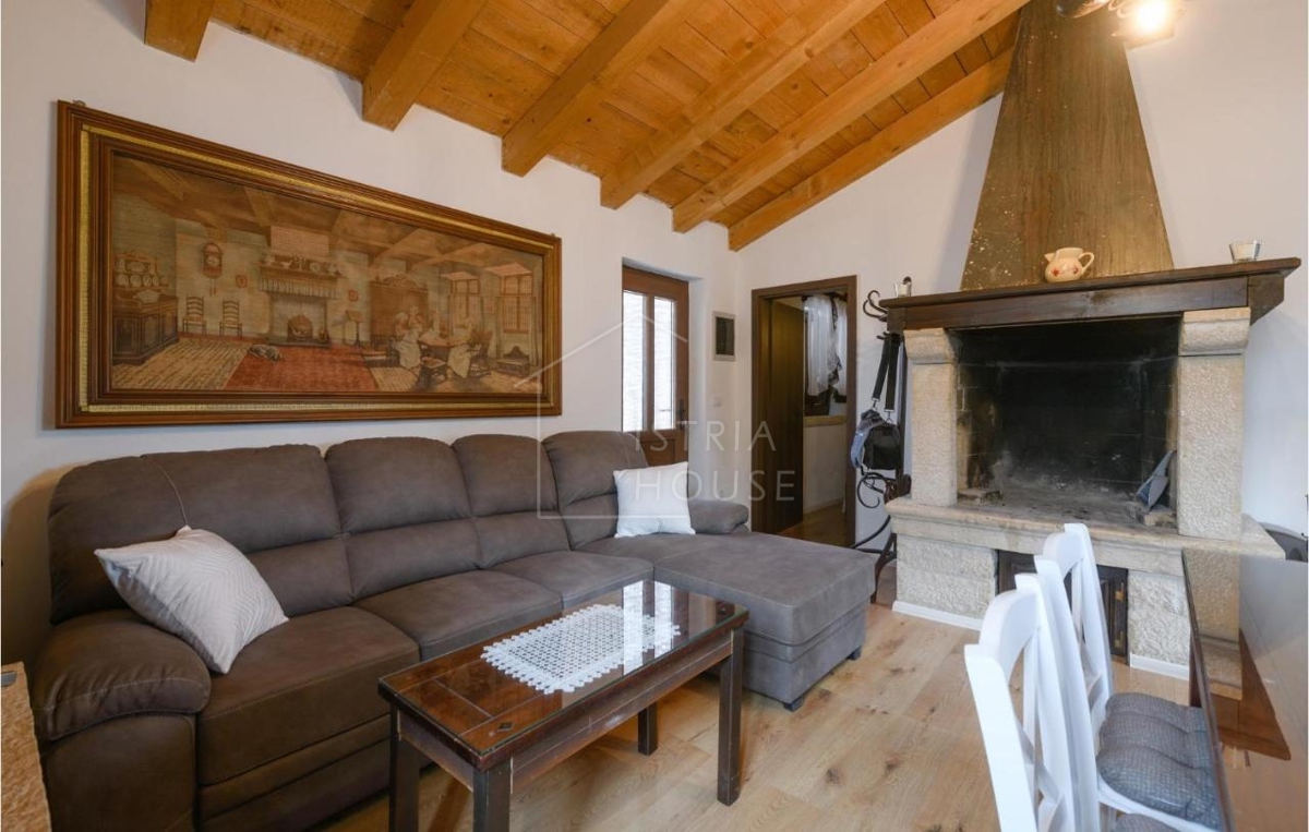 Barban, dintorni, casa con piscina