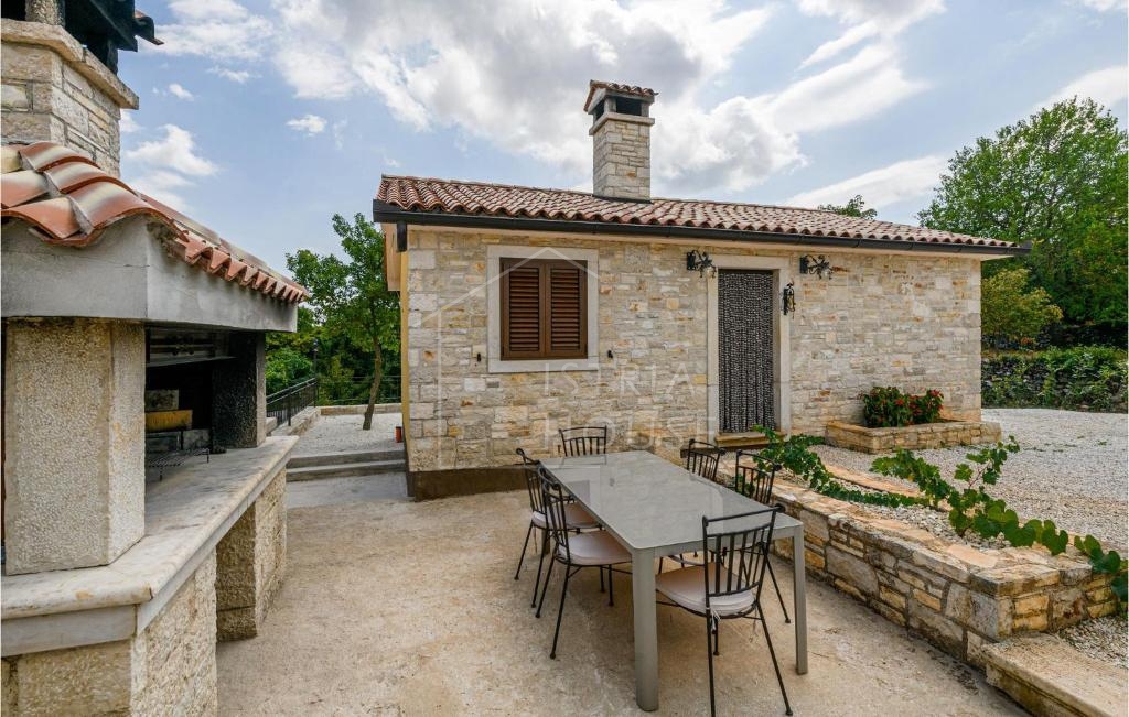 Barban, dintorni, casa con piscina