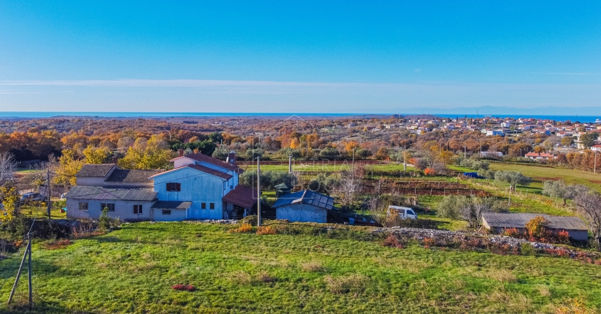 Buie, Kaštel, casa bifamiliare con vista mare