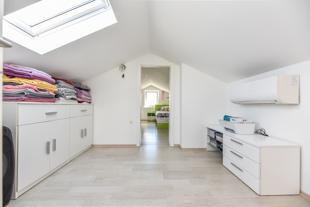 Rovigno, Valle, appartamento arredato in stile moderno