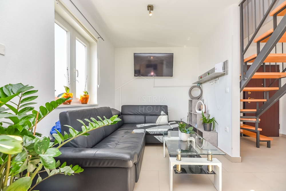 Rovigno, Valle, appartamento arredato in stile moderno