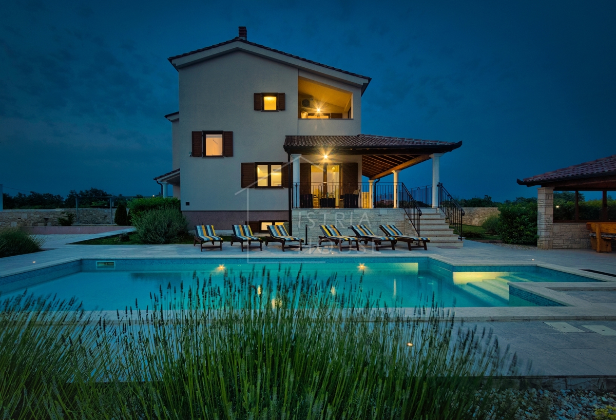 Svetvinčenat, dintorni, magnifica villa in un ambiente tranquillo
