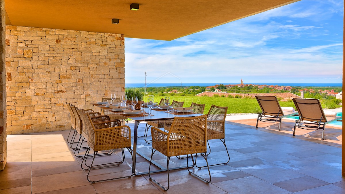 Verteneglio, una lussuosa villa con una bellissima vista sul mare