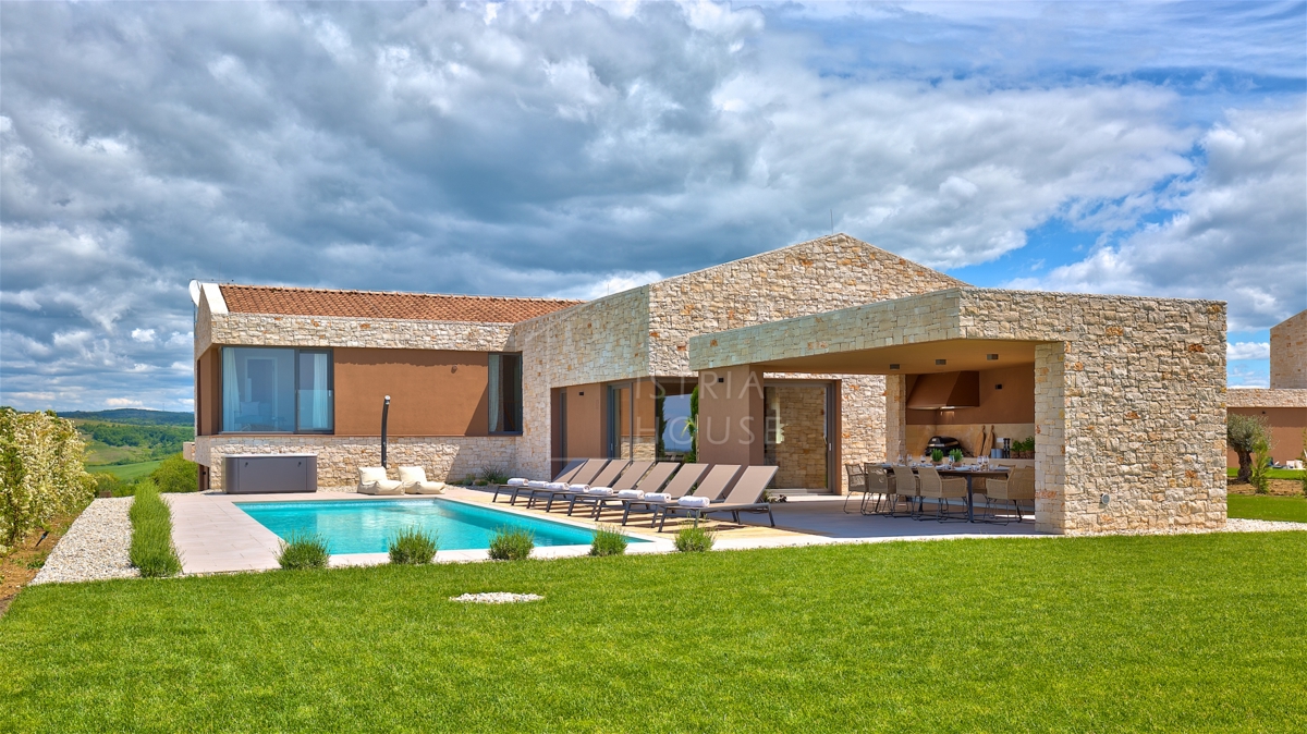 Verteneglio, una lussuosa villa con una bellissima vista sul mare