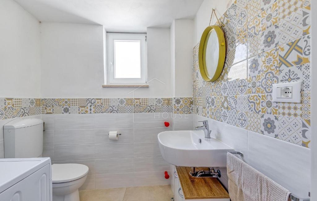 Canfanaro, dintorni, casa istriana ristrutturata con piscina