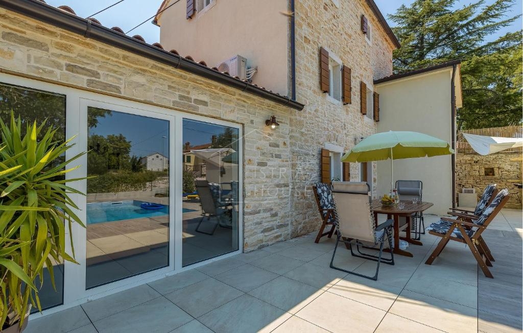 Canfanaro, dintorni, casa istriana ristrutturata con piscina