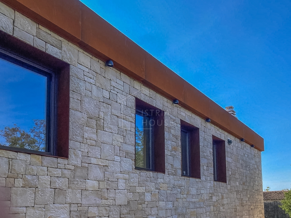 Rovigno, dintorni, villa di design in costruzione