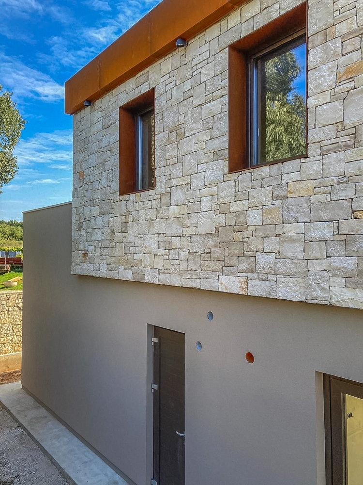 Rovigno, dintorni, villa di design in costruzione