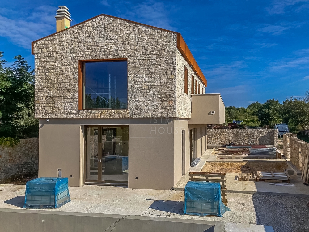 Rovigno, dintorni, villa di design in costruzione