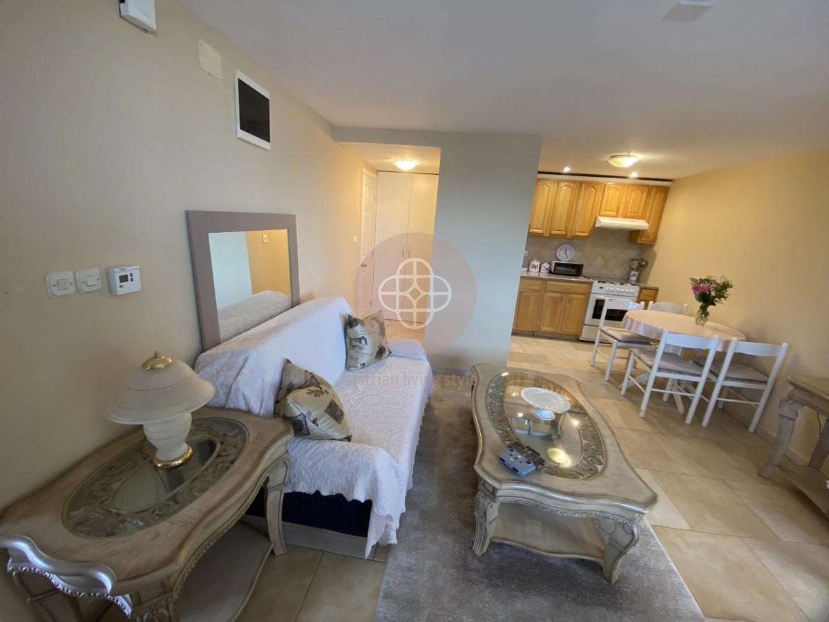 Fantastico condominio con vista mare sensazionale *a pochi passi dal mare*