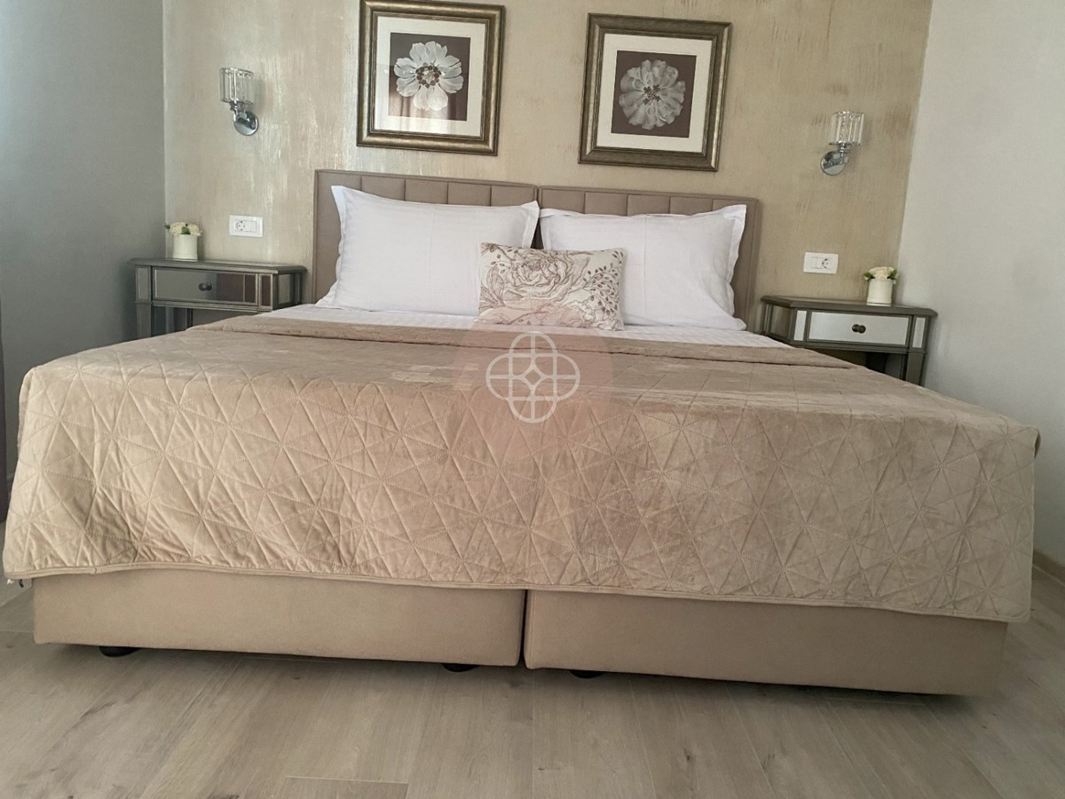 Fantastico condominio con vista mare sensazionale *a pochi passi dal mare*