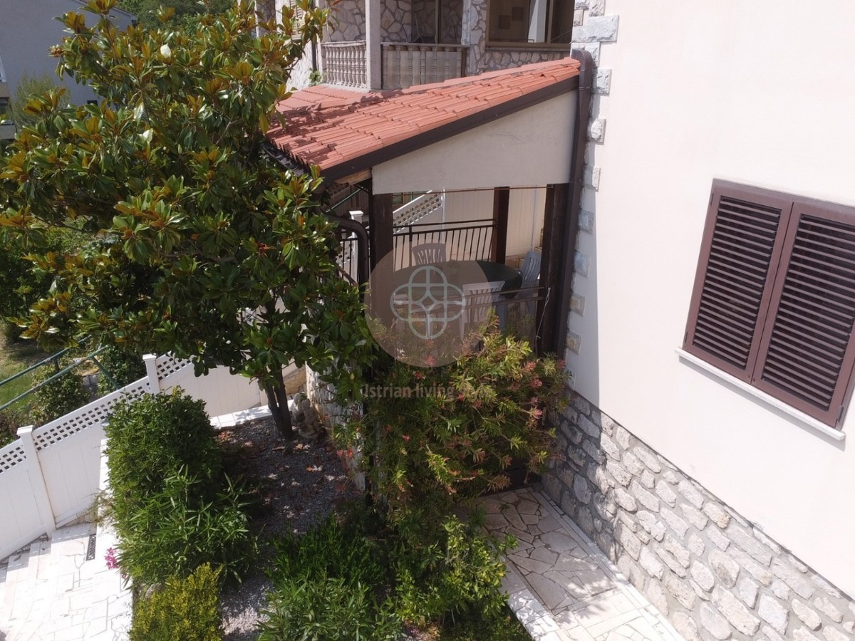 Fantastico condominio con vista mare sensazionale *a pochi passi dal mare*